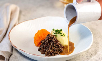 How to Make the Perfect Whisky Sauce for Haggis: A Must for Burns Night